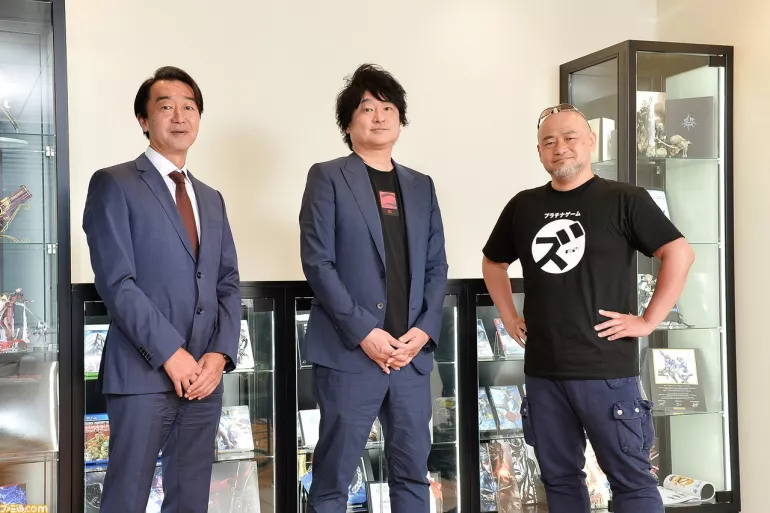 Takao Yamane, Atsushi Inaba et Hideki Kamiya (Famitsu) Takao Yamane, Atsushi Inaba et Hideki Kamiya (Famitsu)
