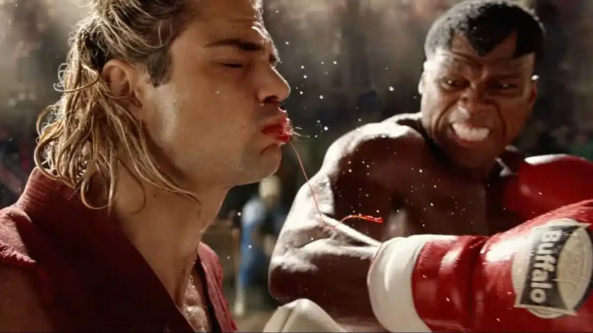 Balrog frappe Ken dans le film Street Fighter